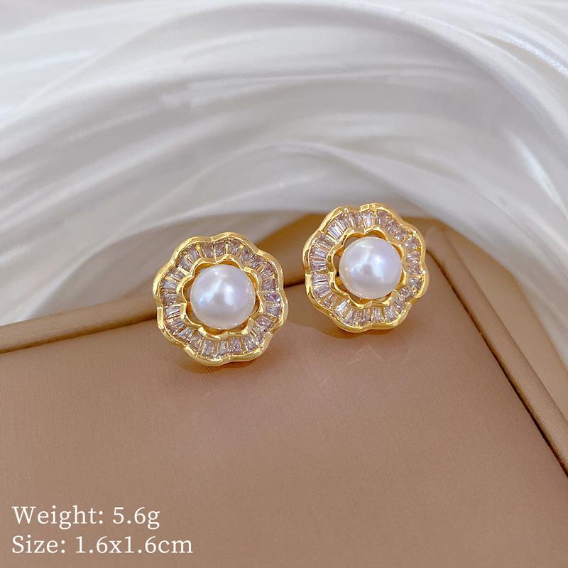 Necklace Earrings Set Light Luxury Heavy Industry Pearl Full Diamond Personality Temperament Banquet Earrings Item Group
