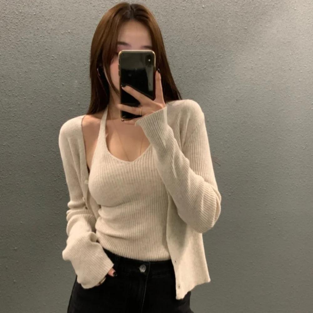 

Осень-зима французский ретро-трикотажный жилет с V-образным вырезом темпераментный свитер кардиган комплект из двух частей простой индивидуальный дизайн All yards слоновая кость