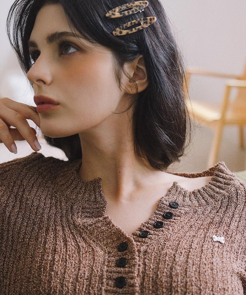 KOOLKITTEN Back-Tie Ribbed Button Knit Top