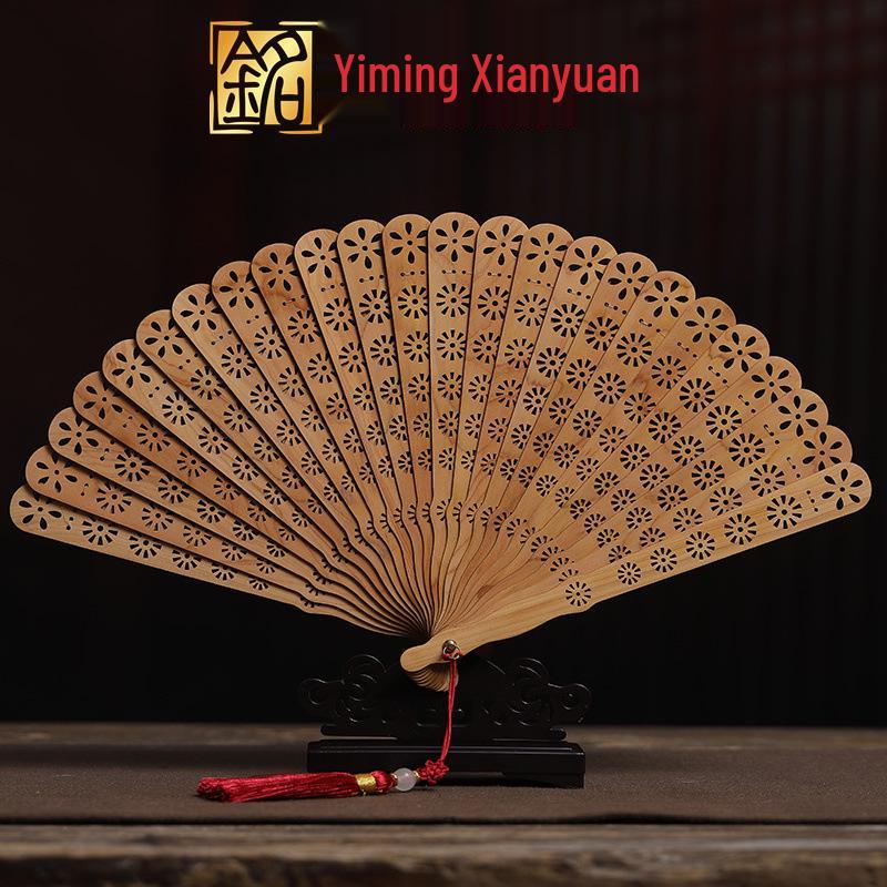 Cliff Cypress Carved Folding Fan: Solid Wood Retro Floral Ornament - Cool Summer Gift Bare Item