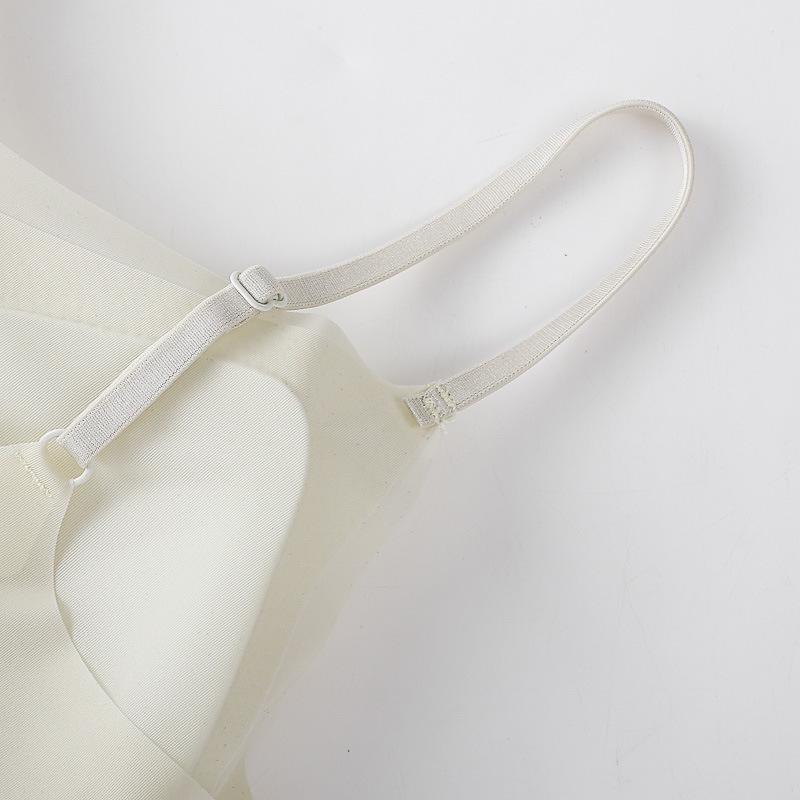 Ultradünnes Nahtloses Bügelloses Bequemes Camisole Damen-BH mit Schönem Rücken