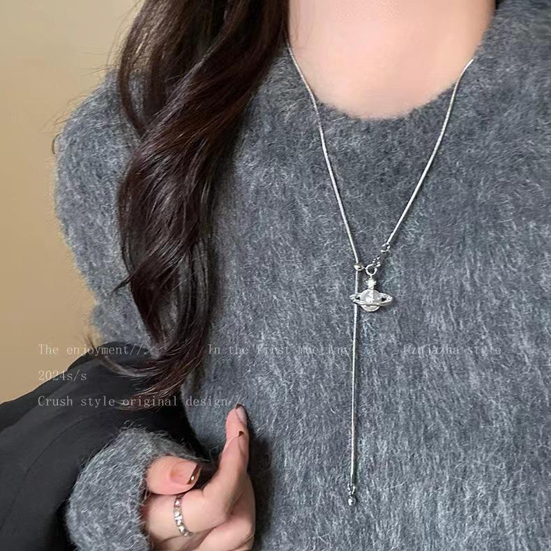 Saturn Pearl Pendant Tassel Necklace - Women's Adjustable Sweater Chain, High-End Autumn/Winter 2025 Collection.