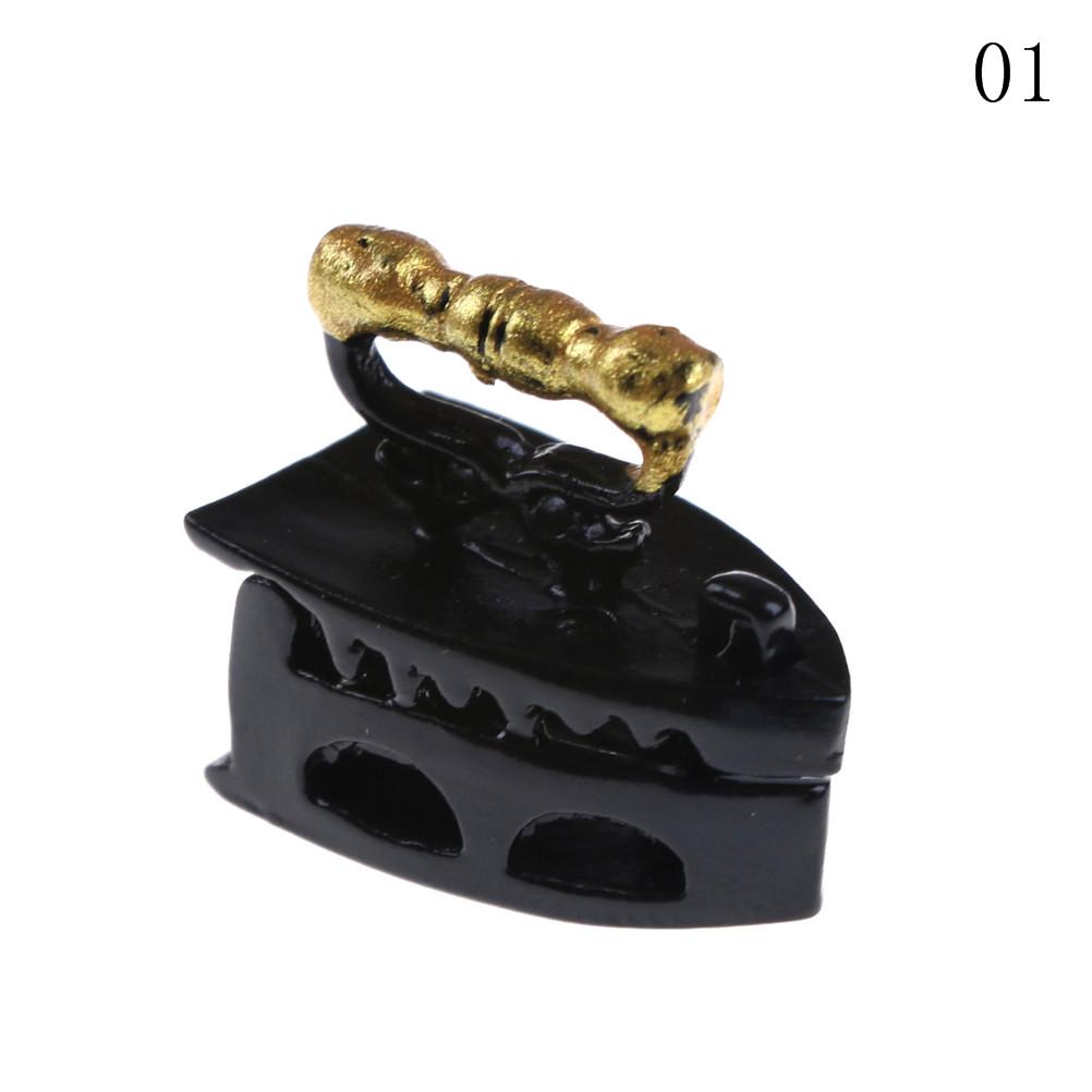 

1:12 Scale Dollhouse Vintage Miniature Old Sewing Iron Clothes Model Tool Room Furniture Toys Doll House Accessories