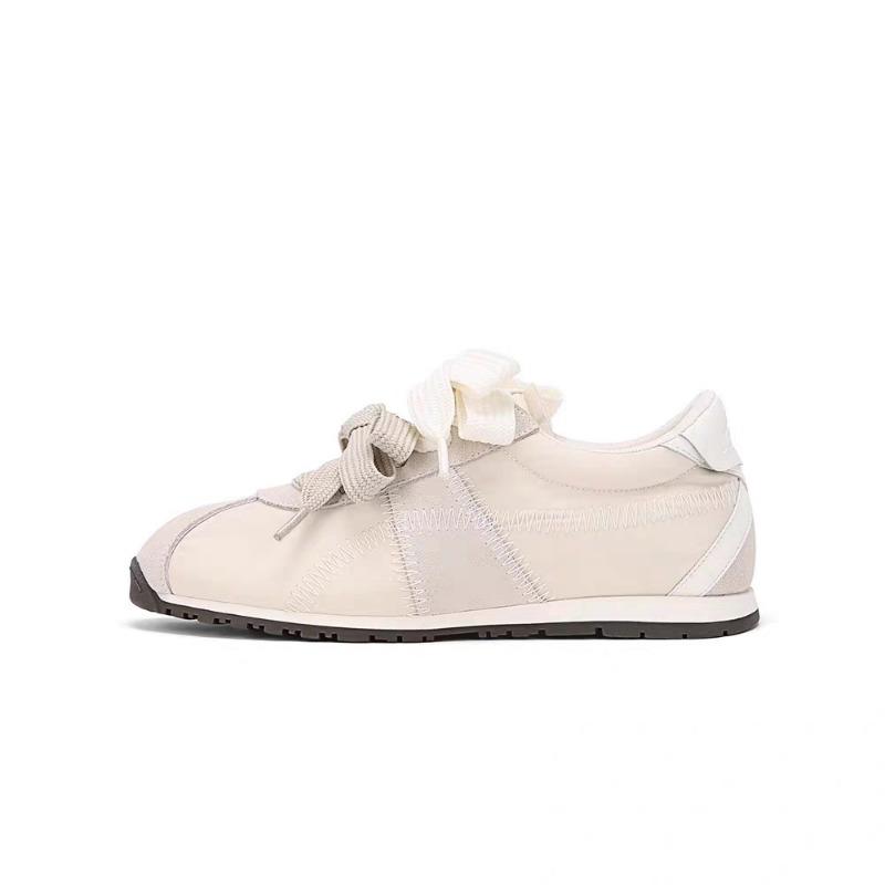 Women's low-top round head flat-soled ballet shoes, pair of shoelaces, breathable soft-soled versatile sports shoes, women's shoes