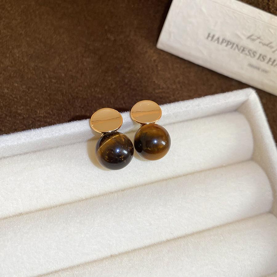 18k real gold electroplated silver needle tiger's eye stone pendant earrings retro Maillard earrings light luxury earrings women
