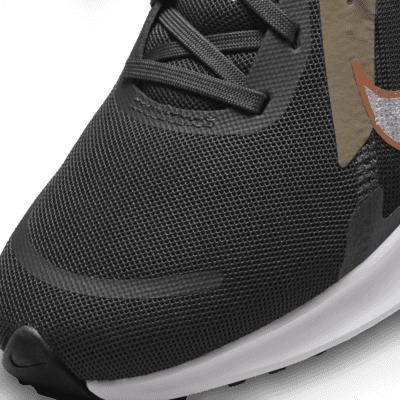 Nike Wmns Quest 5 'Grey Metallic Copper'
