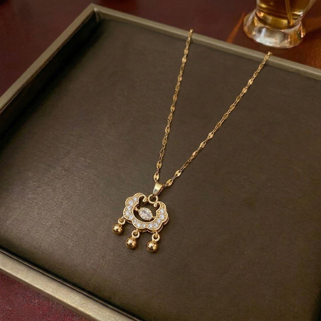 Devil's Eye Japanese Korean Style Women's Pendant Necklace - Sweet and Cool Clavicle Chain