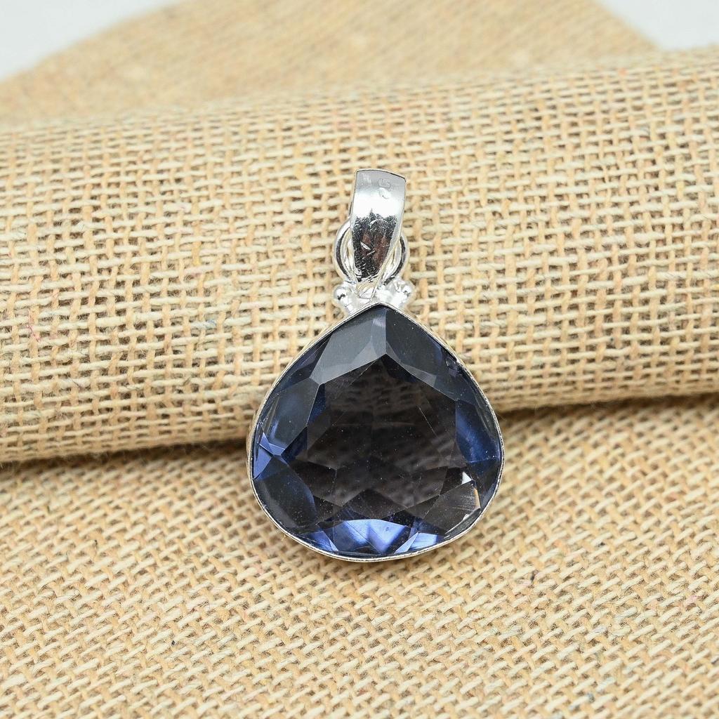 Vakker Tanzanite Gemstone 925 Sterling Sølv anheng Håndlaget smykkegave til kvinner
