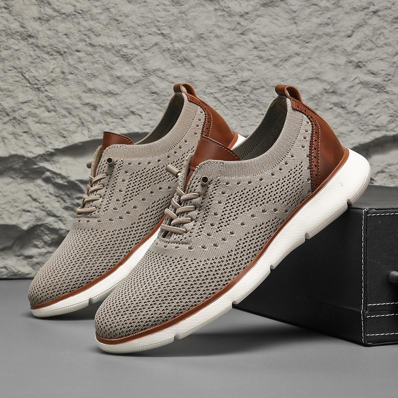 New Large Size Sports Shoes Fashionable and Versatile Outdoor Fly-woven Casual Shoes Breathable Mesh Shoes Men's Shoes