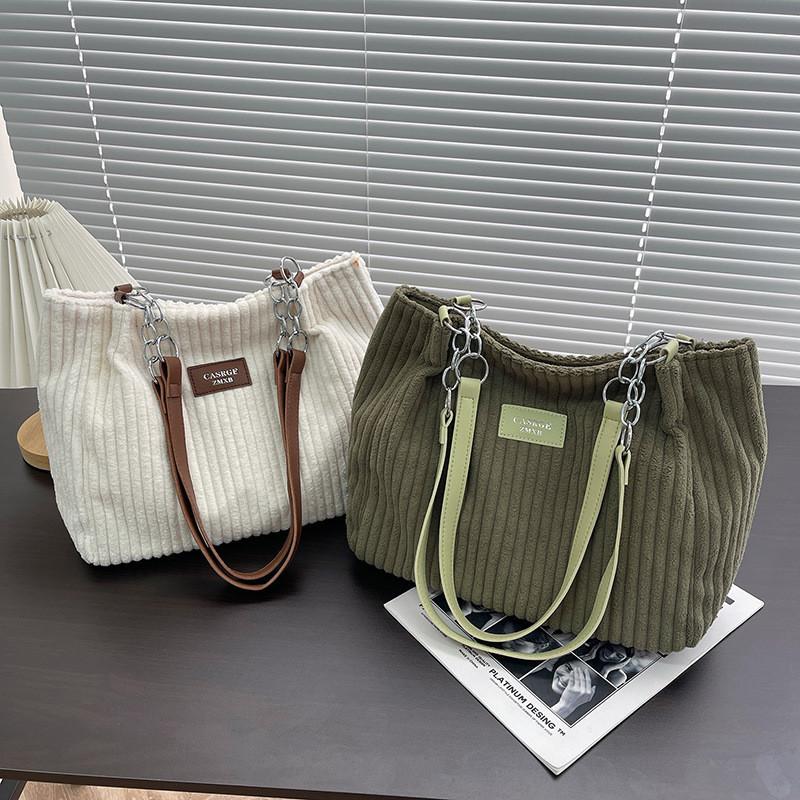 Borsa Tote in Velluto con Catena di Grande Capacità per Donna con Chiusura a Zip per Uso Quotidiano