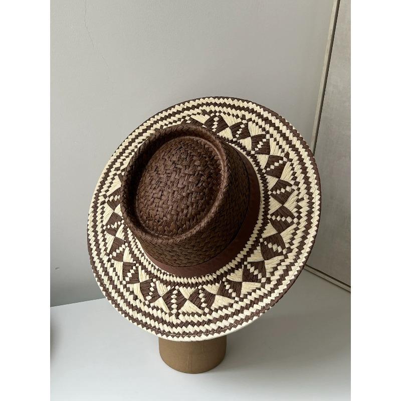 Flower Braided Straw Hat for Women To Travel To the Beach for Vacation, Travel Sun Protection Hat, Beach Hat