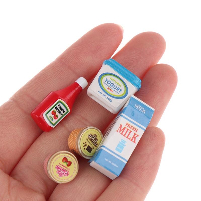 Miniatur Spielzeug Essen Figur für Puppenhaus mit Realistischem Ketchup Eis Joghurt Harz Zubehör Sichere Szenen Requisiten