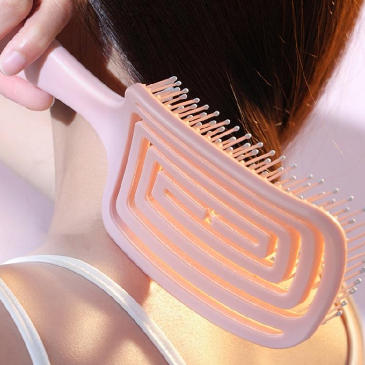 Professional Scalp Massage and Hair Detangling with this Styling Comb