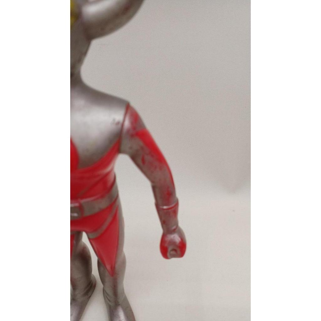 Used Poppy Ultra Chichi Ultraman Soft Vinyl