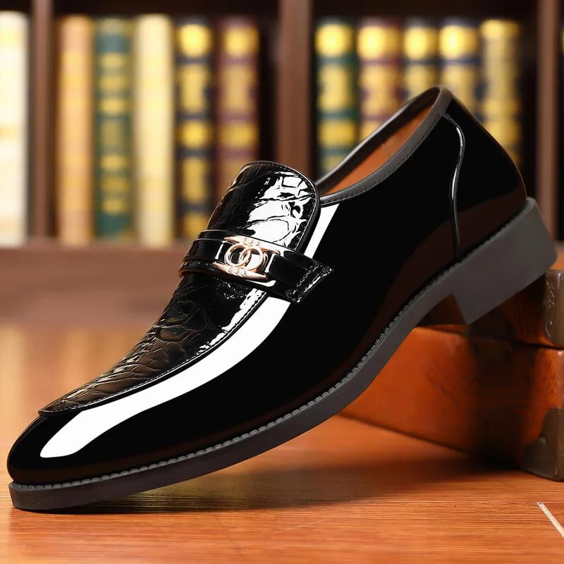 Pointed Toe Dress Shoes for Man Luxury Patent Leather Men Party Wedding Shoes Fashion High Quality Loafers Men Formal Shoes New