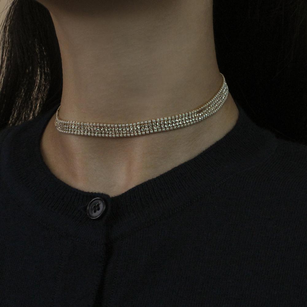 Postlude S Line Pearl Cry Chocker (2 Colors)