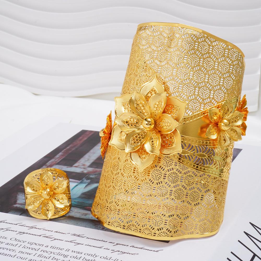 Open Gold-plated Non-fading Hollow Flower Large Bracelet Ring Jewelry Wedding Women Jewelry