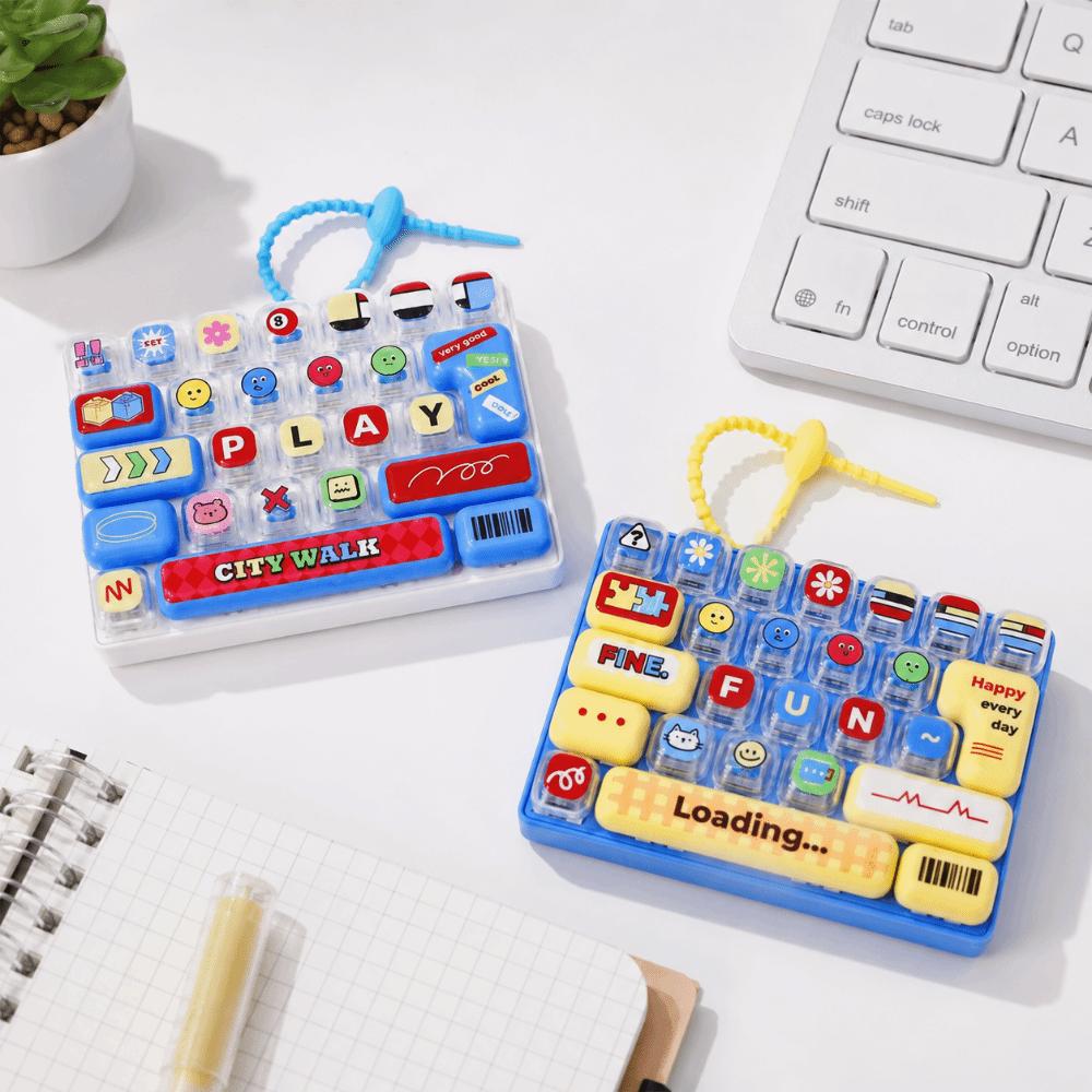 26-Key Mini Keyboard Pendant Cute Design Keyboard Keychain  Desktop Decoration