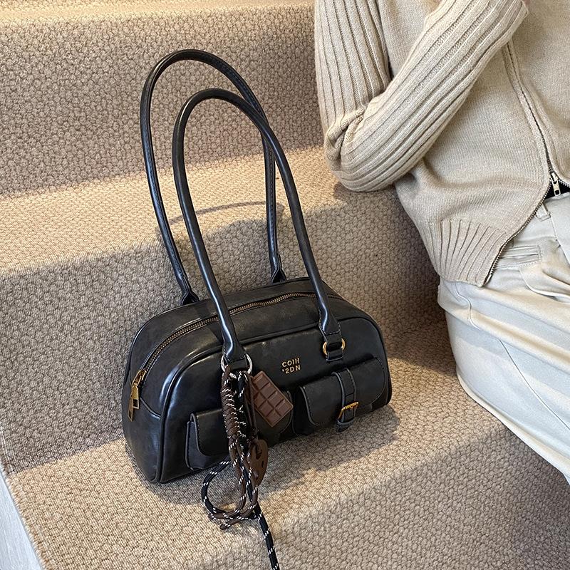 Nová módní retro kabelka Boston z roku 2025, taška Maillard, niche, dojíždějící, taška do podpaží, všestranná, s polštářem, dámská taška