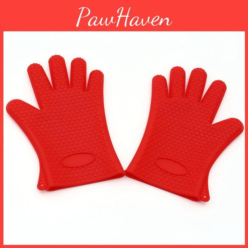 Red Silicone Glove For Cooking With Non-toxic And Safe Insulation**