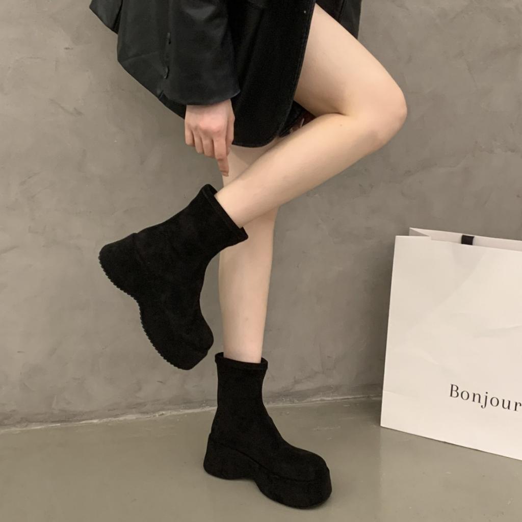 Popular Non-slip Short Boots Women's 2025 Autumn New Temperament French High-heeled Thick-soled Fashion Boots Autumn Thin Boots