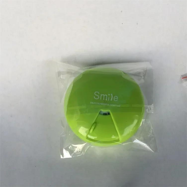 Tragbarer Tablettenschneider Teiler Aufbewahrungsbehälter Wöchentlich Drehbar 7-Tage Pillenbehälter Organizer Medikamentenbox Schneider Pillendose