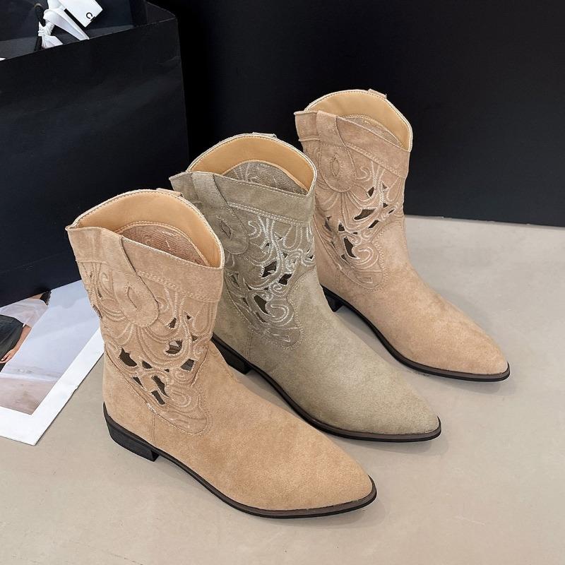 New Women's Luxury Western Cowboy Boots Embroidered Hollow Women's Thick Heel Knight Boots Retro Casual Ancient Short Boots