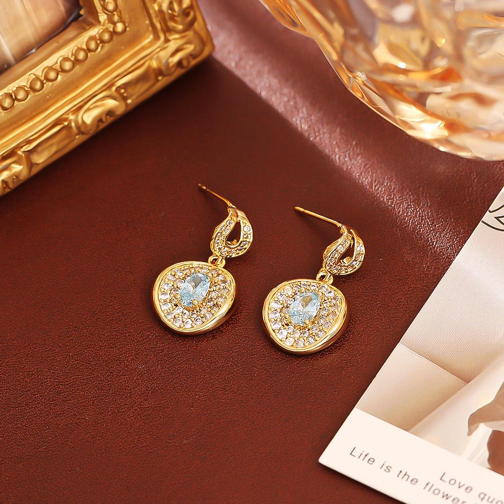 Zircon Pendant Necklace & Gold-Plated Earrings Set - Fashionable Goddess Style