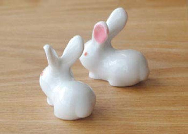 Tableware East Chopstick Cute Rabbit with White and Pink Set of 4 Rests, Ears,
