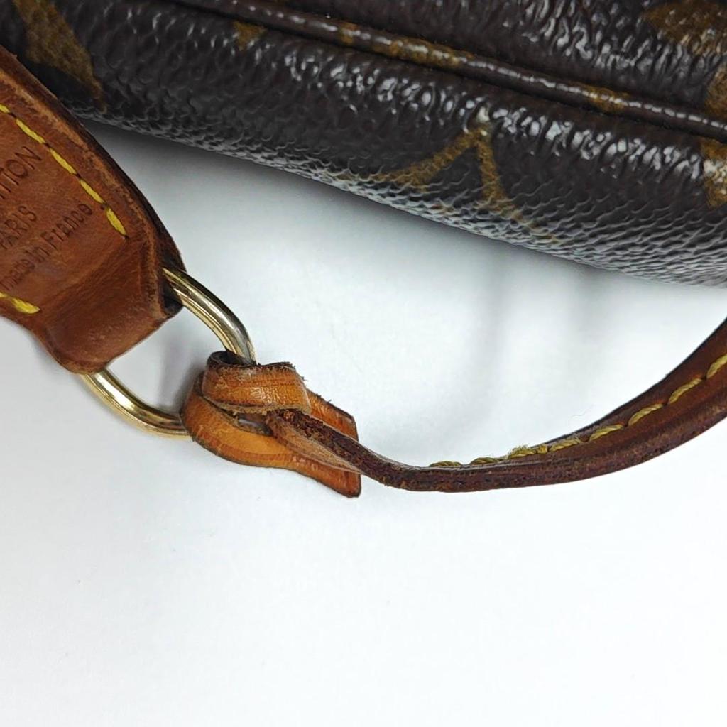 [Použitá] Pochette Monogram s uzavíráním na zip PVC Kabelka - Dobrý stav #113GIH9