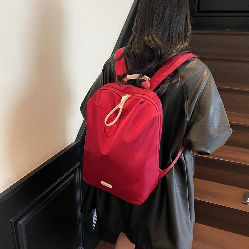 Autumn Simple Backpack for Men and Women Light Casual Schoolbag Travel Travel Commuter Backpack