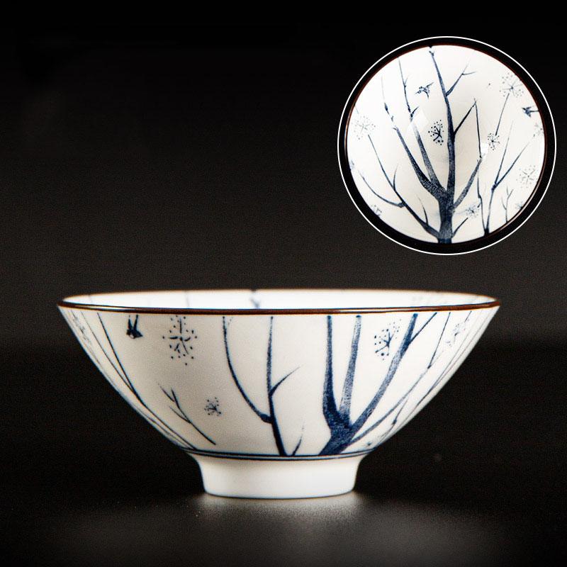 85ml Retro Blue and White Porcelain Cone Teacup Anti Scaling Hand-Painted Ceramic Tea Bowl Travel Meditation Cup Chinese Tea
