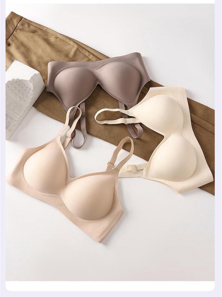 Lingerie for Small Chests: Lift & Support Wireless Bra with Anti-Sagging, Underarm Fat Collection, and Large Cup Illusion.