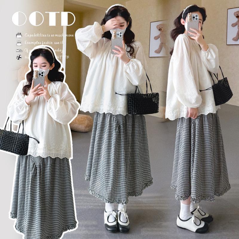 2026 Spring Maternity Fashion Set: Sweet Korean-Style Shirt + Plaid Skirt M