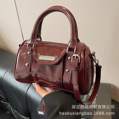 Super Fire Small Bag Women's Autumn and Winter 2025 New Women's Shoulder Crossbody Pillow Bag Versatile Portable Work Small Bag