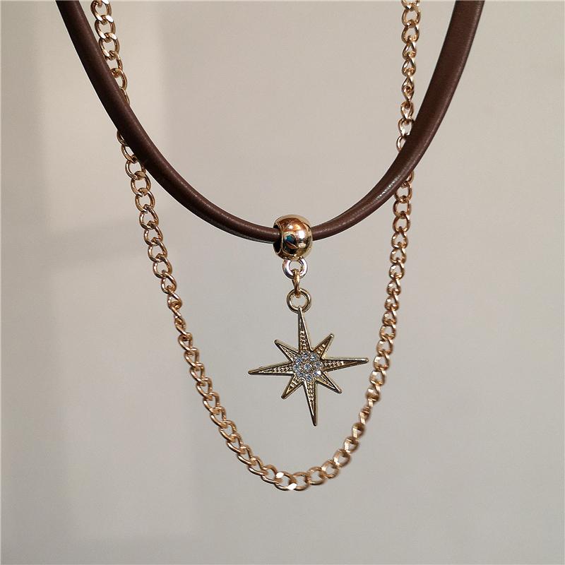 Fashion Sun Star Zircon Necklace For Women Vintage Leather Choker Necklace Double Layered Star Pendant Jewelry Adjustable Chain