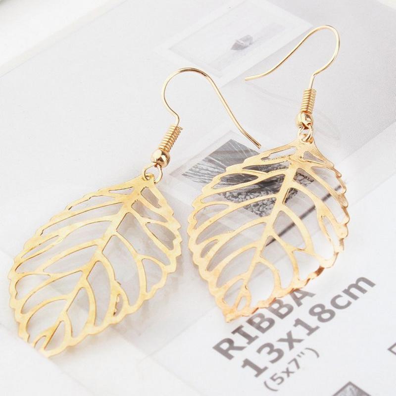 Hollow Out Leaf Drop Earrings for Women Trendy Metal Hook Earrings Vintage Golden Silver Dangle Earrings Jewelry