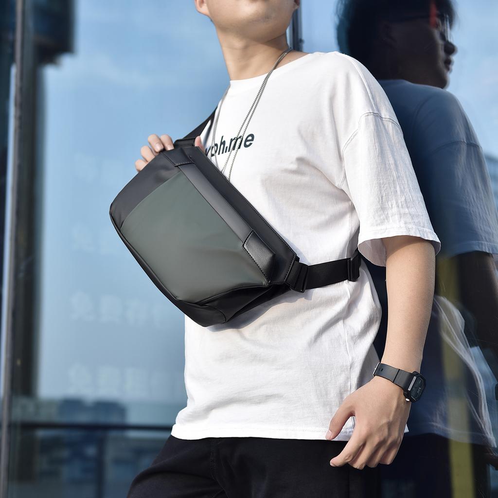 Crossbody Bag Men's Waterproof Chest Bag Fashionable Shoulder Bag