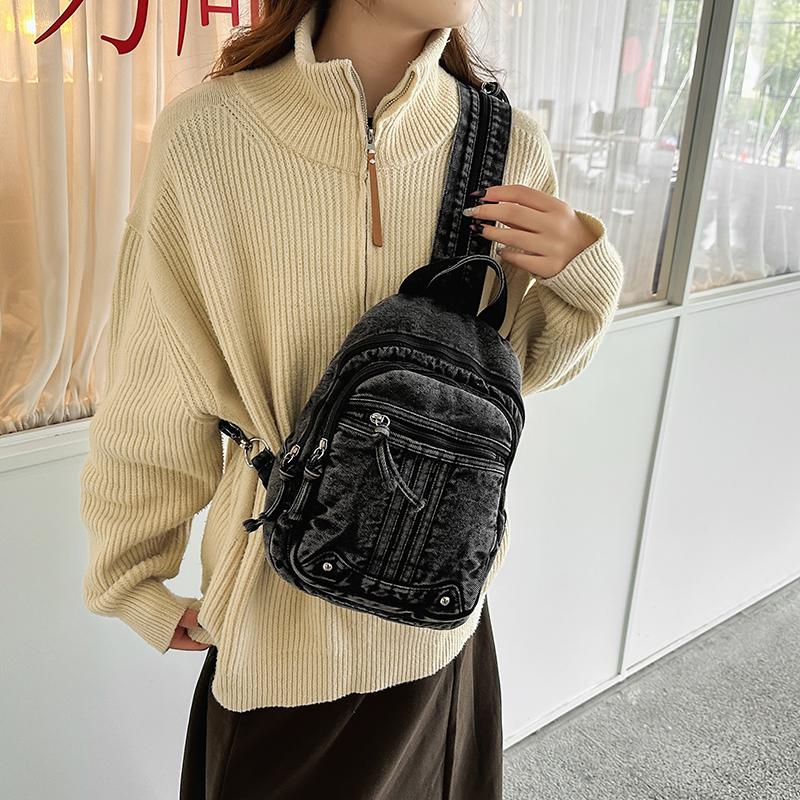 Bull Backpack Large Capacity Multi-Pocket Retro Backpack
