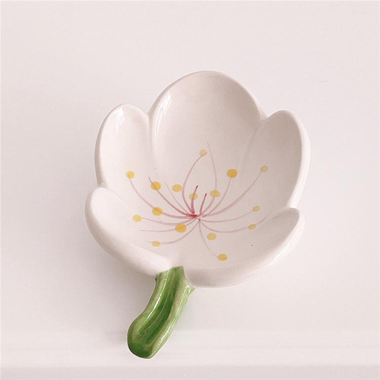 Creative Flowers Ceramic Soap Boxes Hotel Drain Water Soap Dish Painted Flower Stamens Soap Storage Tray Bathroom Accessories