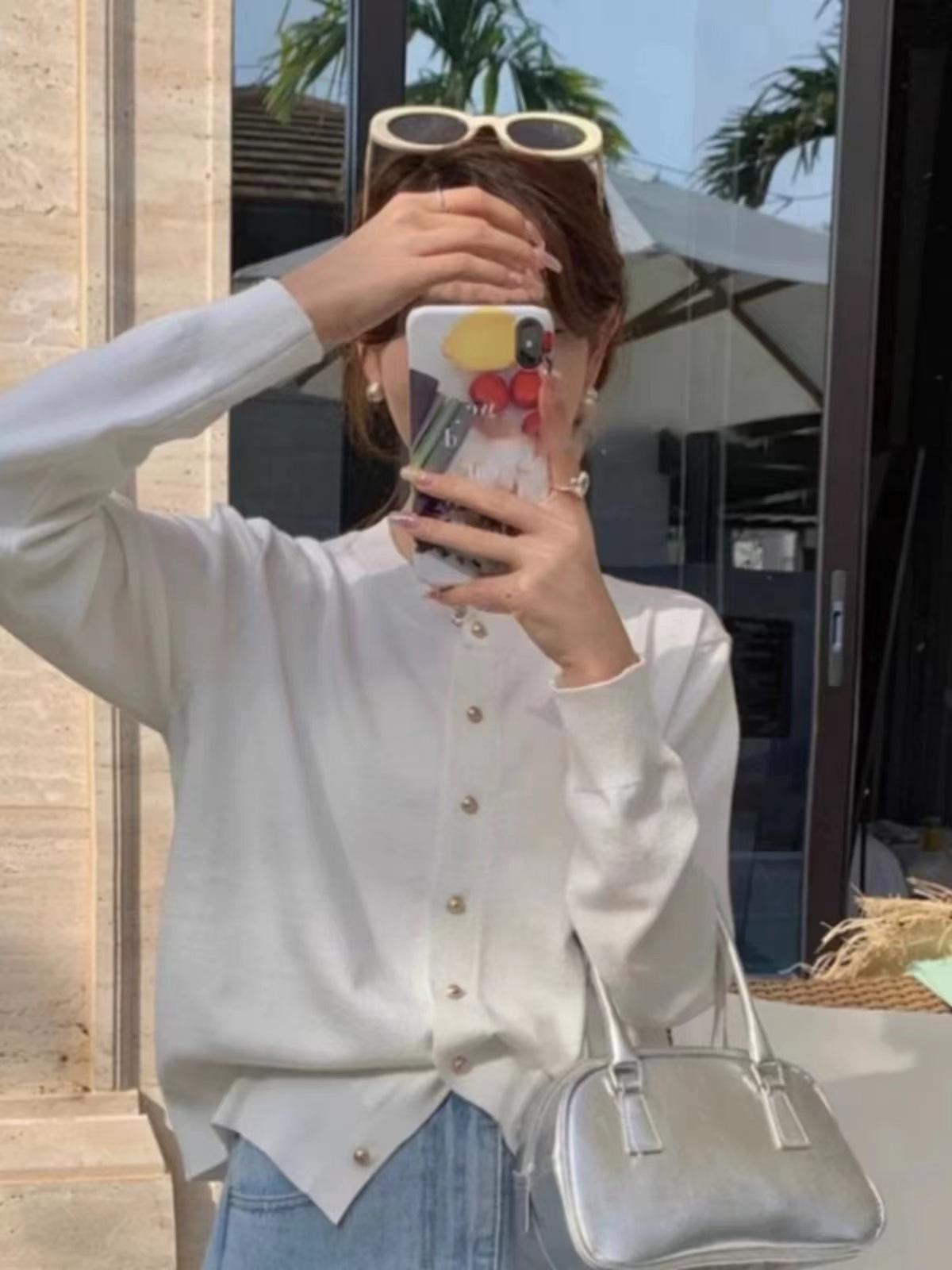 

Autumn new round neck long-sleeved knitted cardigan women s niche design slim-fitting and versatile sweater jacket women One Size