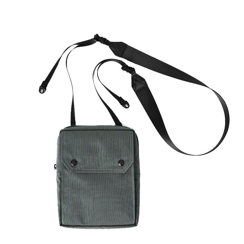 Korean version ins fashion small nylon travel men's and women's mobile phone bags 25 new outdoor leisure shoulder messenger bags