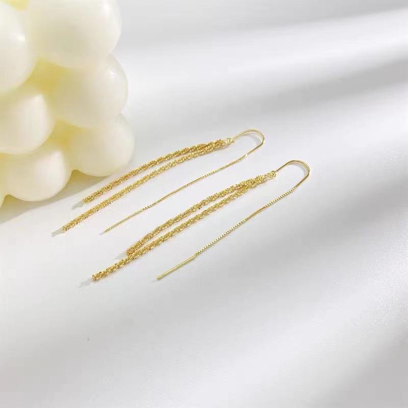 "Korean Long Tassel Earrings: 2022 Trendy, Versatile, Fashionable, Internet-Inspired, Elegant and Slim Design."