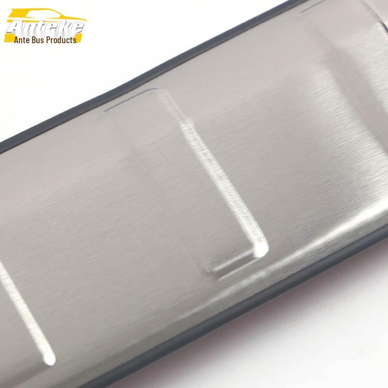 Stainless Steel Rear Guard Plate for Kicks - Durable Tailgate Protection & Decorative Pedal Accessory