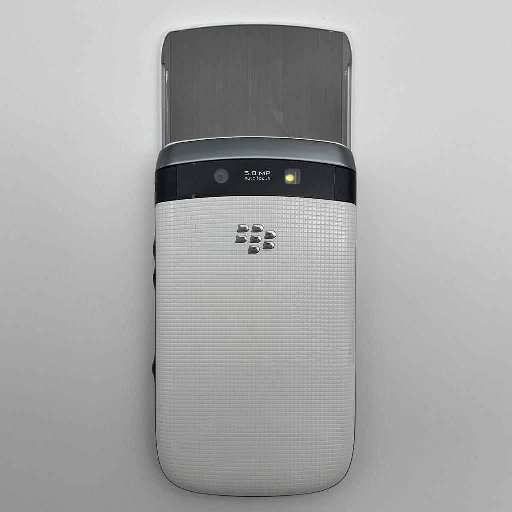 Refurbished Blackberry Torch 9800 5MP Mobile Phone Slider Phone With 1 SIM
