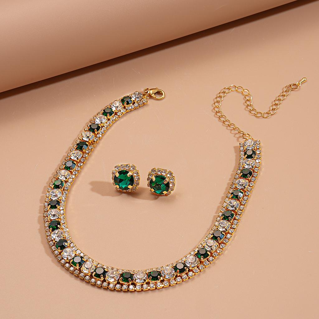 Two-piece Set of Light Luxury Diamond-encrusted Geometric Collarbone Necklace, Court-style Exquisite Niche Necklace