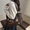 Retro Matte Tasche - Niedliche Bärenförmige Handtasche mit Großem Fassungsvermögen und Vielseitigem Design zum Tragen über einer Schulter.