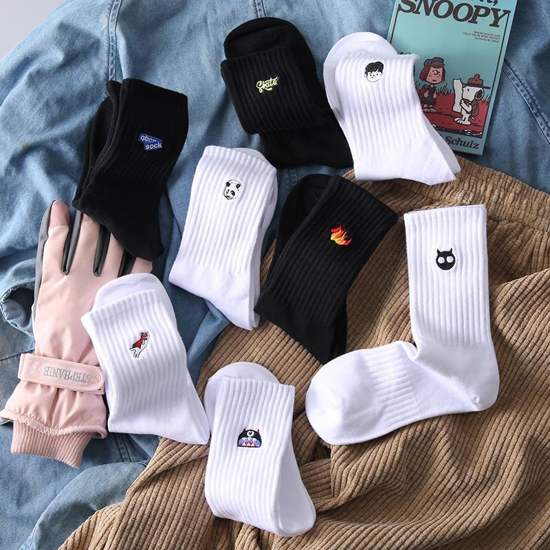 Quentin High Quality Custom Sports Embroidery Socks Cotton Crew Embroidered Socks Grip Unisex Custom Logo