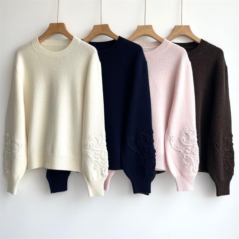 LP Simple Solid Color Cashmere Pullover with Embossed Floral Sleeves