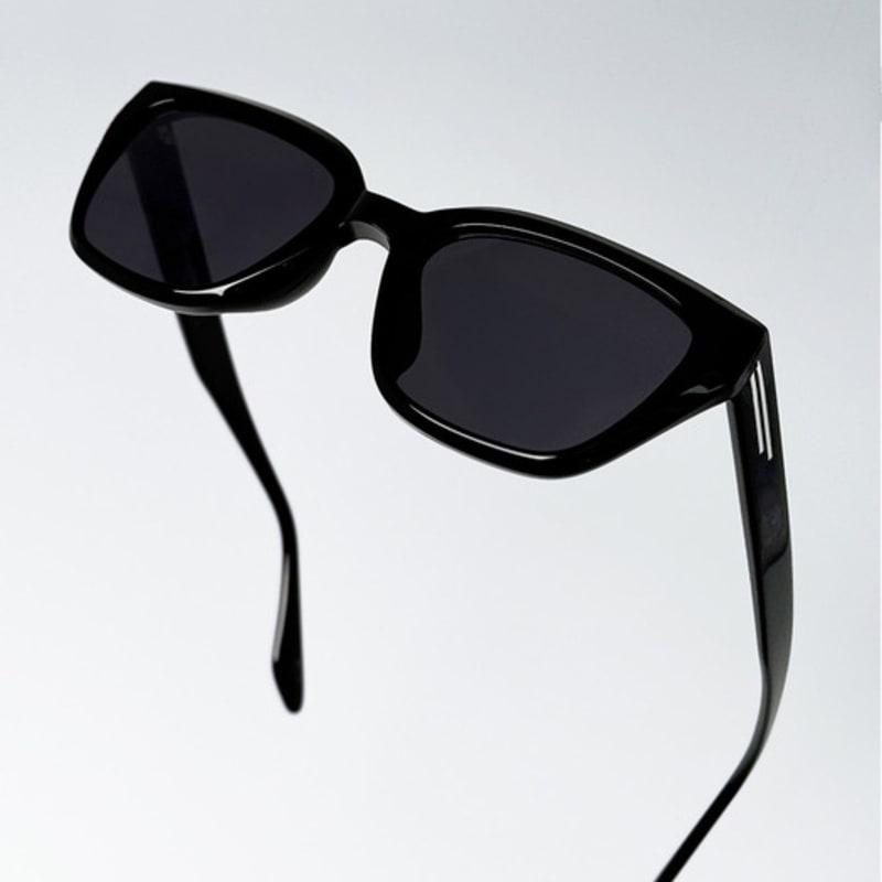 

STOP LOOKING JAMES_BK black